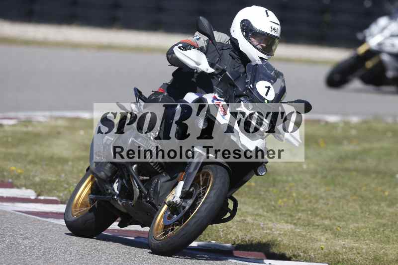 /01 02.04.2026 MAZ ADR/Gruppe gelb Gruppe gruen/1